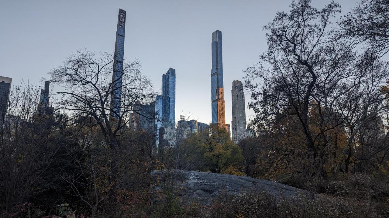 Central Park East And Museums New York City Exterior photo